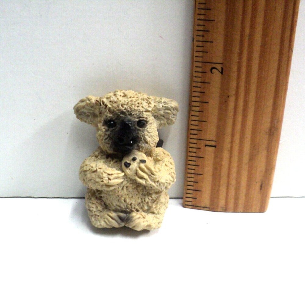 Stone Critters Koala Refrigerator Magnet 1992 w/ Chocolate Chip Cookie 1 3/4" H